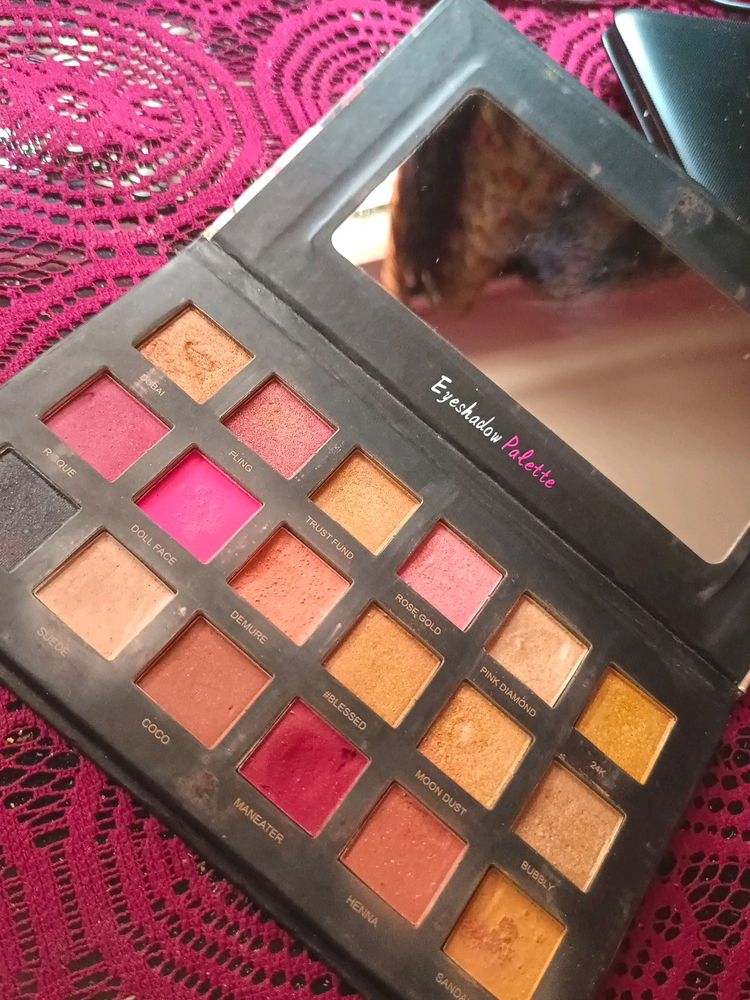 18 Colour Eyeshadow Palette