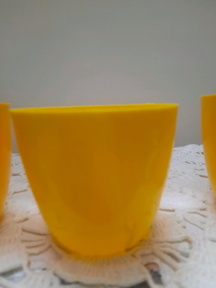 PLANTER (Set of 3) Yellow Color