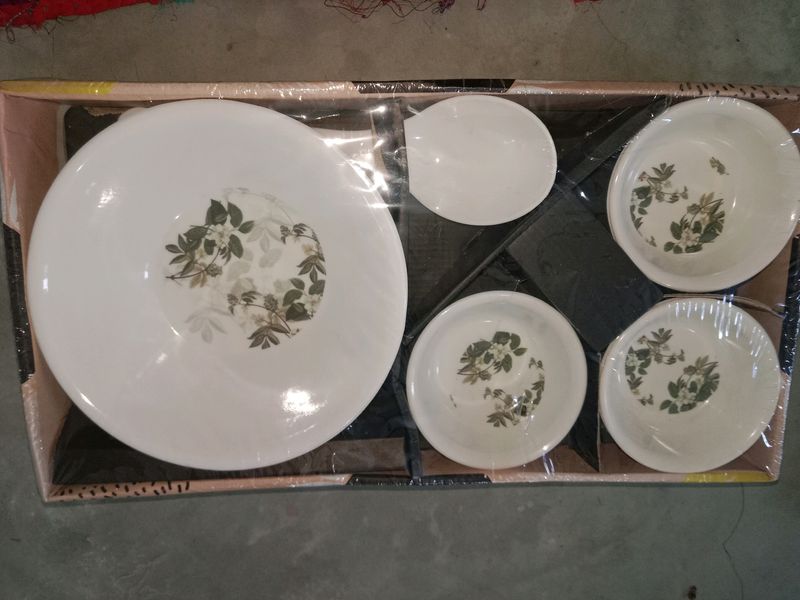 Dinner Set