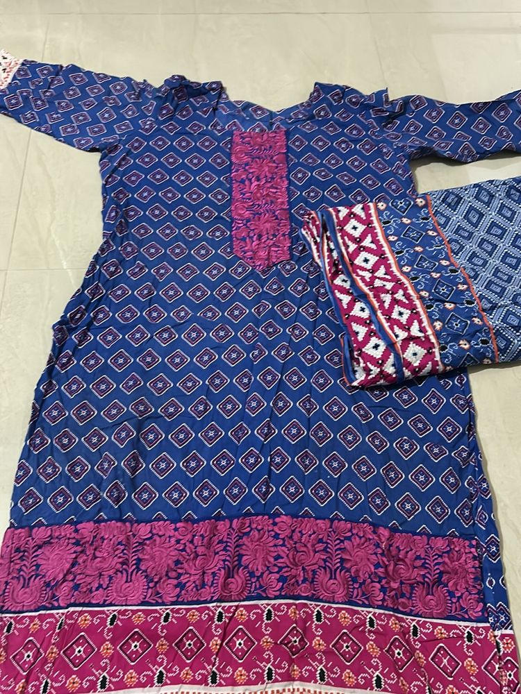 Pakistani Lawn