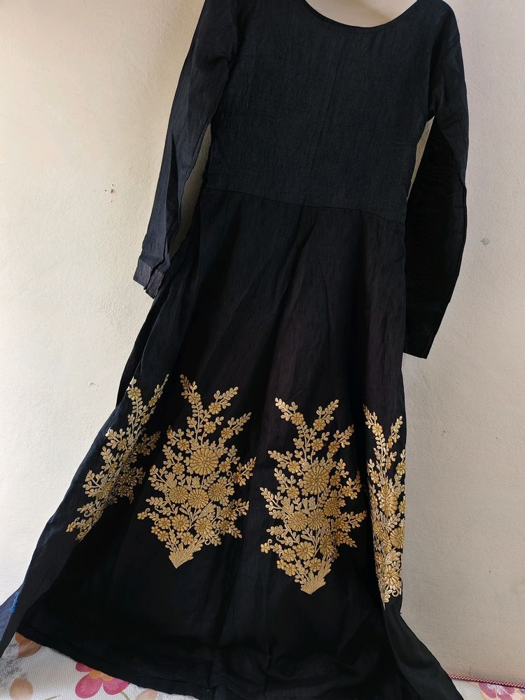 Ethnic Party Wear Gown