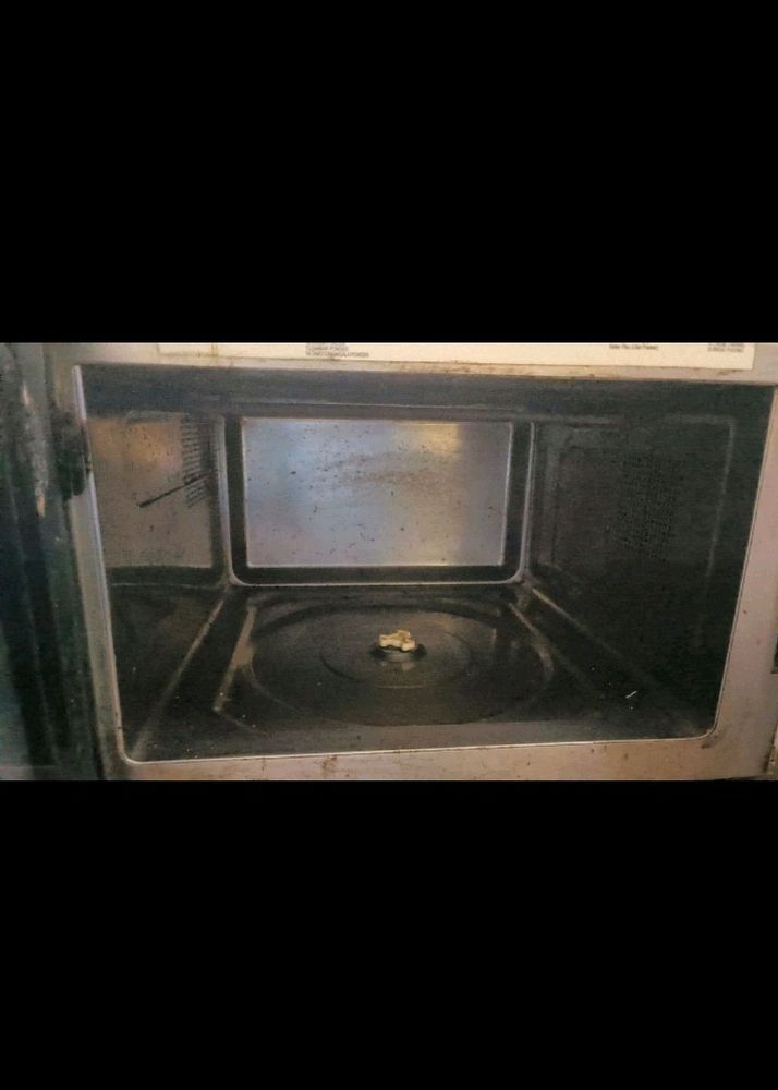 Microwave Oven