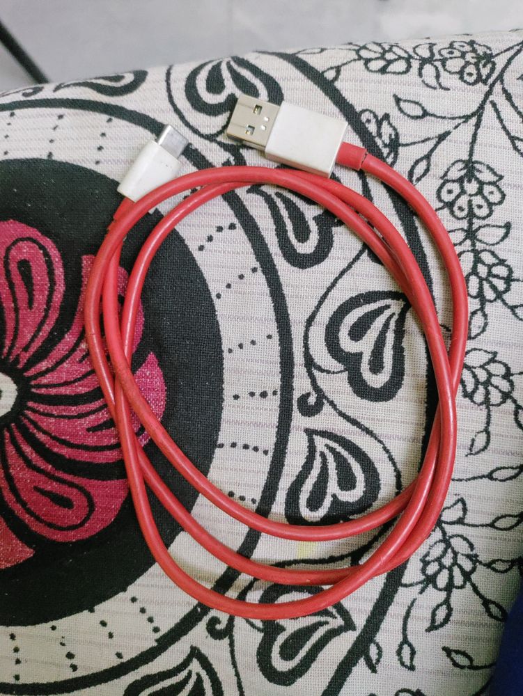 SECOND HAND RED CABLE WIRE