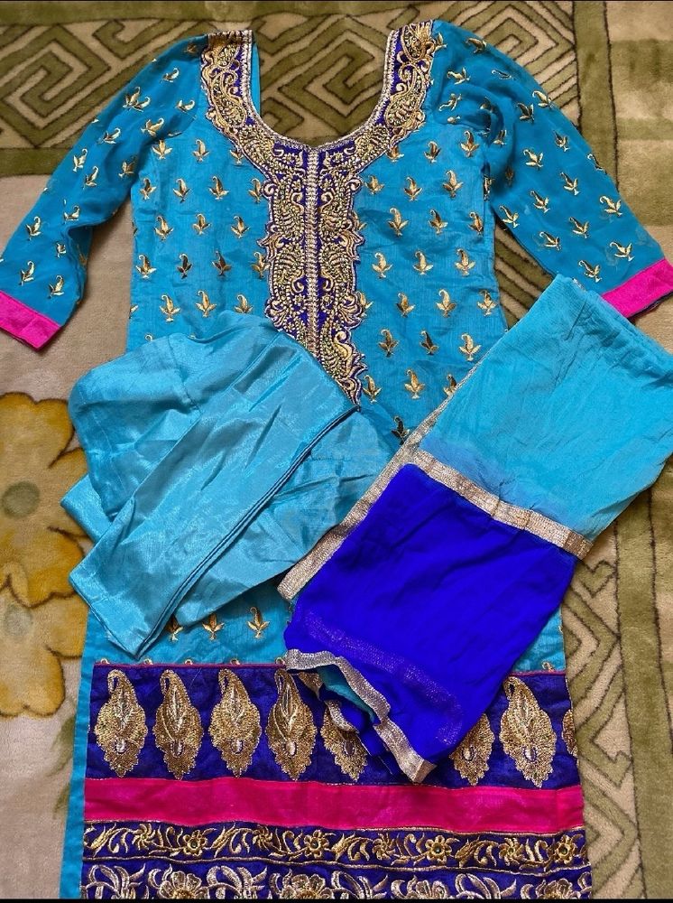 ‼️Diwali Sale‼️Beautiful SUIT SET