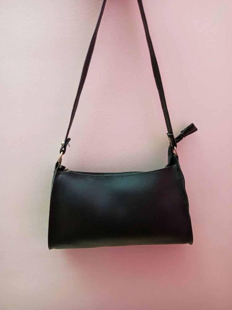 Sling Bag Black