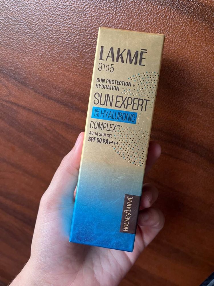 LAKME Sun Expert 1% Hyaluronic Gel Sunscreen SPF 5