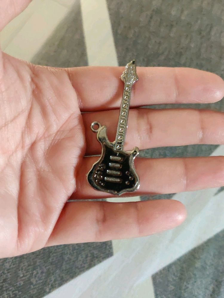 Guitar Keychain