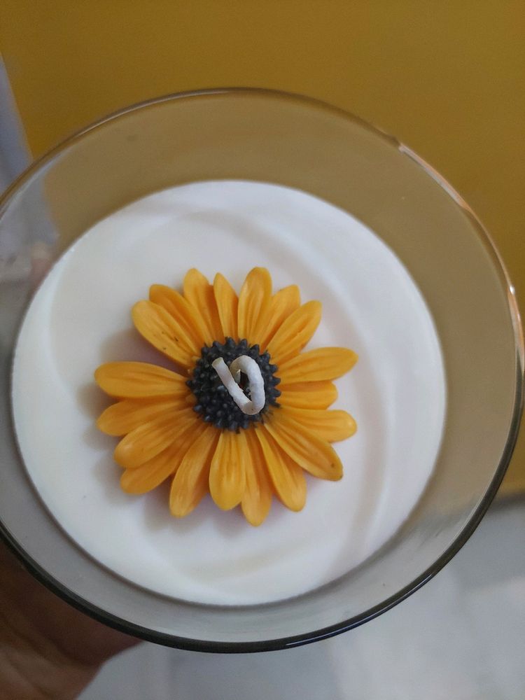 Glass Scented Candle With Sunflower