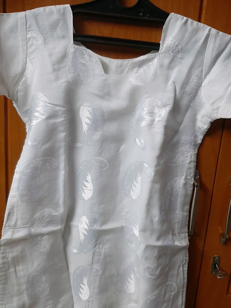 White Embroid Shiny Kurti With Pant