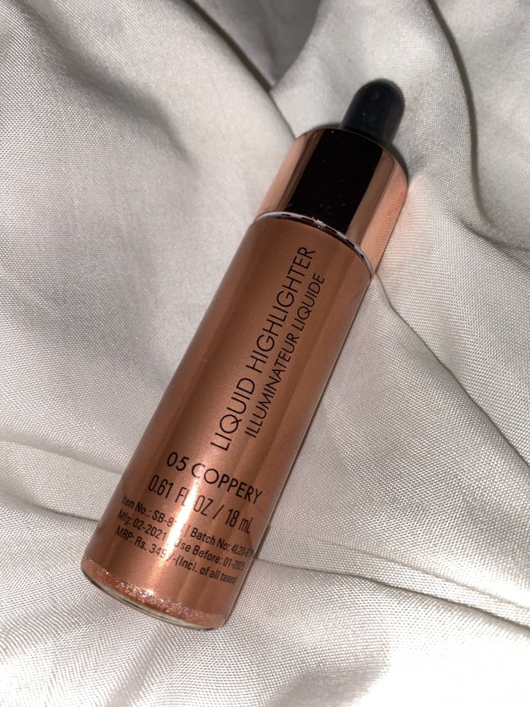 Liquid Highlighter For Aesthetic Shiny Face