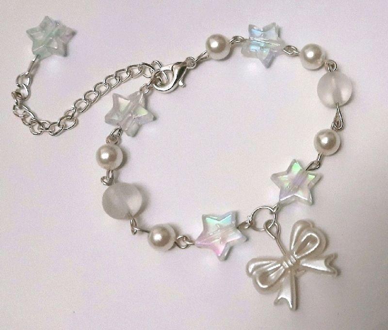 Pearl Bow Bracelet