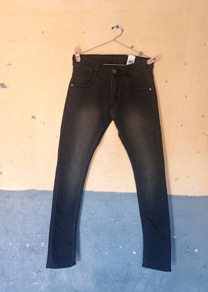 🖤Mans Slim-fit Jeans Pant Size Of 28🌼