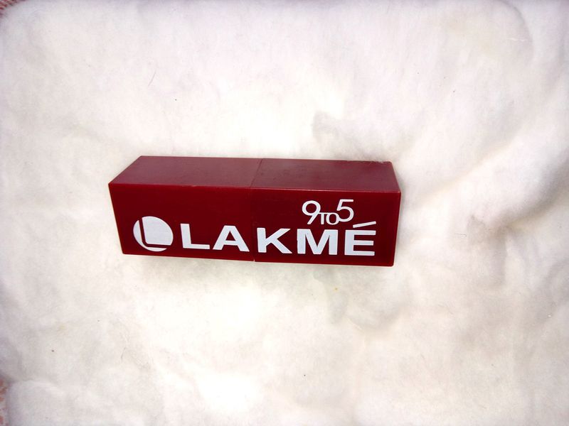 LAKME LIPSTICK