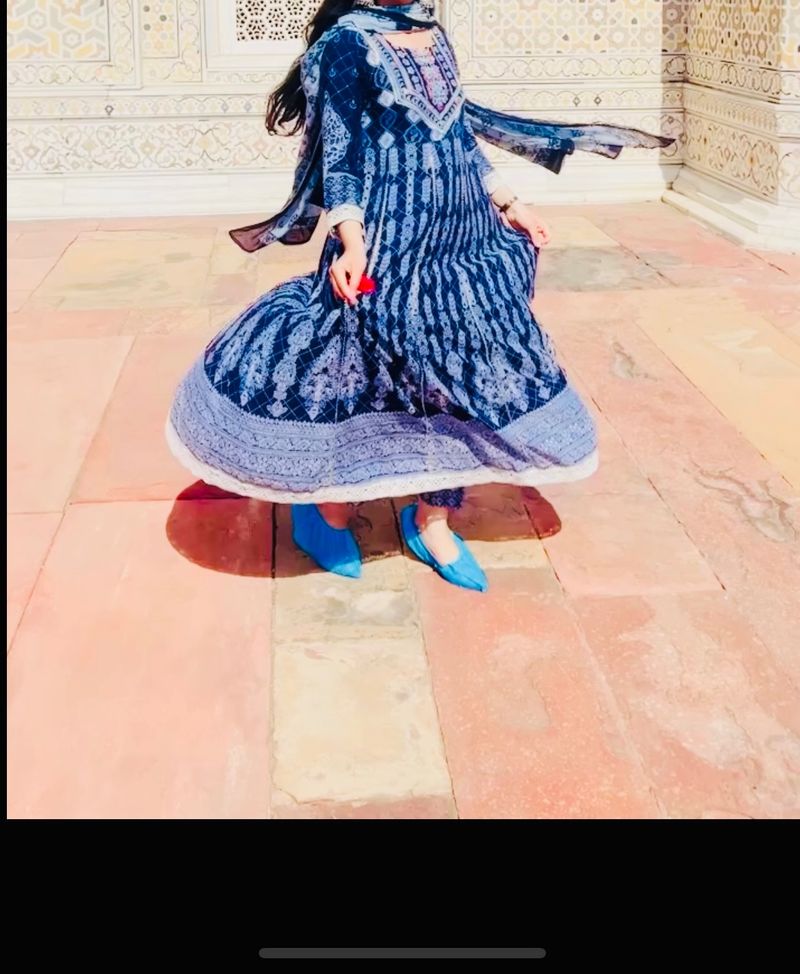 Anarkali Kurta With Dupatta (no Pants )