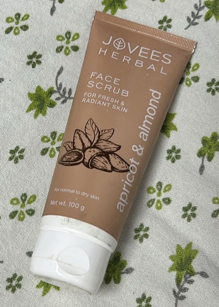 Jovees Herbal Face Scrub