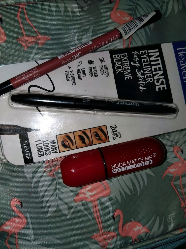 Blue Heaven Eyeliner With 2 Free Gifts