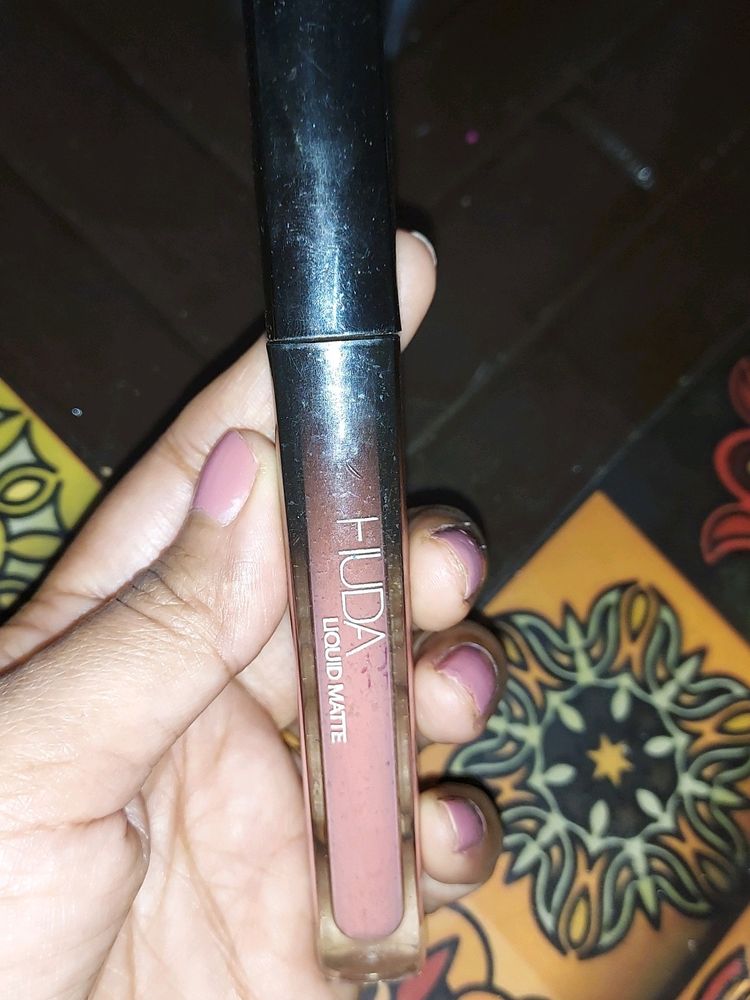 100%Original Huda Beauty Lipstick