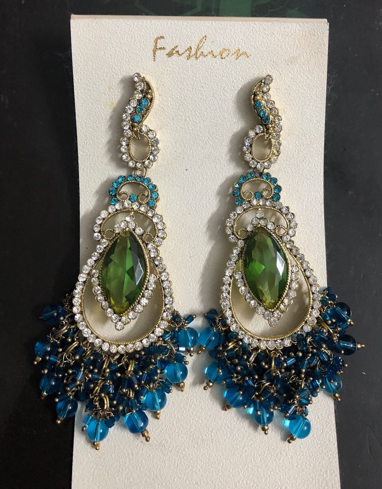 Fancy Earrings 💙🩵💚