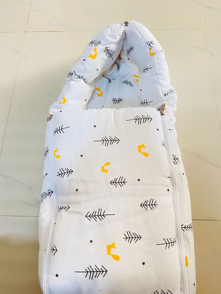 Baby Carrying Bag / Bed , Beautiful Design