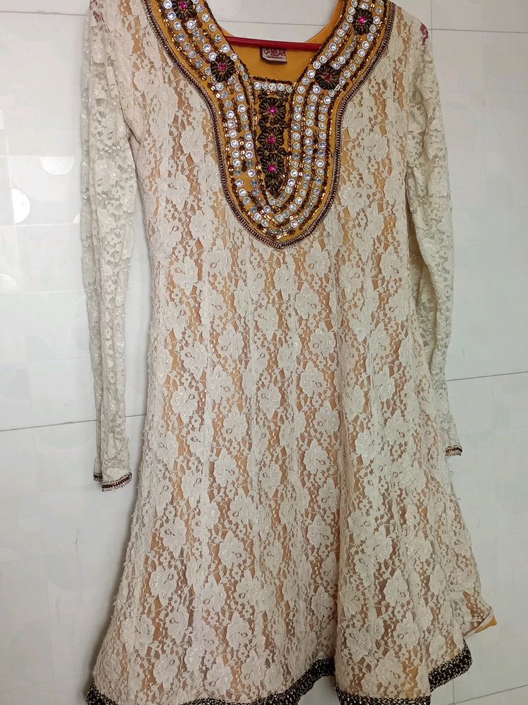 Off White 🤍Anarkali Short Kurta