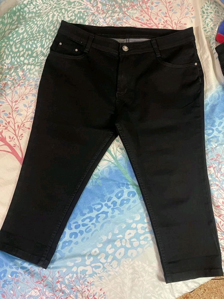 1. New Cropped Ladies Jeans, Size 36