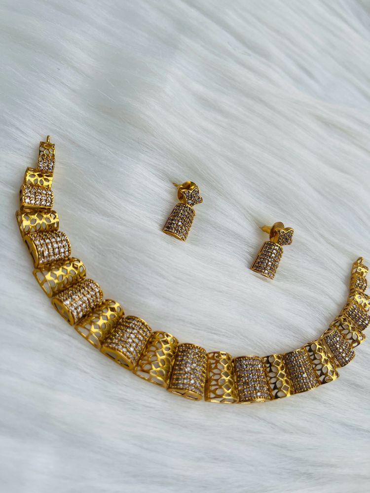 Premium Quality Necklace set(New,Not Used)