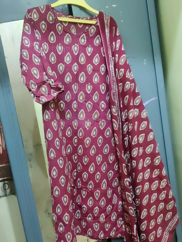 Zari Linning Cotton Kurta And Duptta