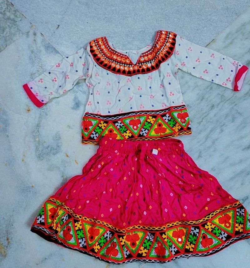 New Beautiful Ghanghra Choli Set