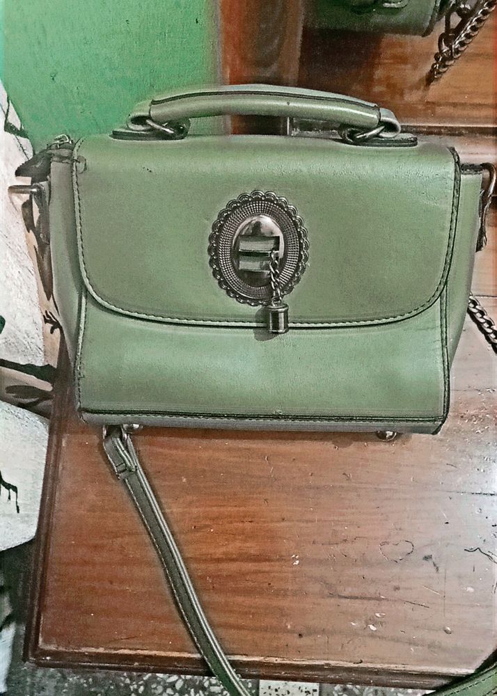 Olive Green Beautiful Handbag 👜