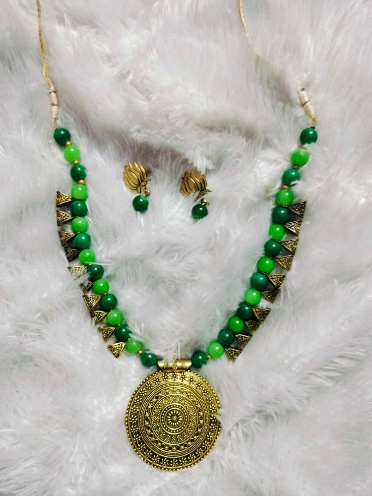 Green Necklace And Earring Set