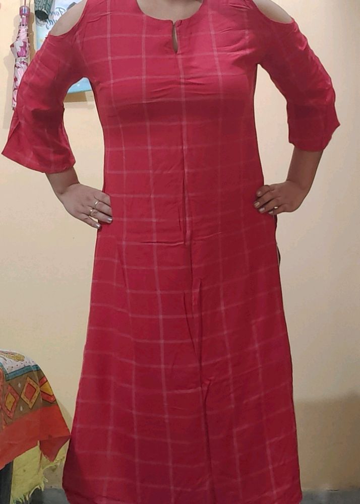 Gerua- Women Red Checked Straight Kurta