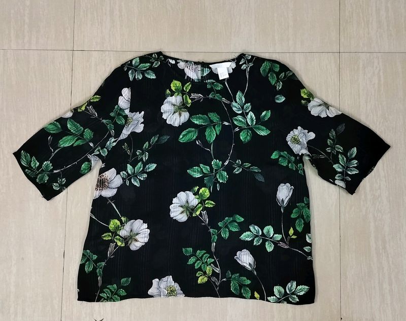 H&M Black & Green Floral Print Top