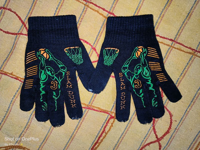 Hand Gloves