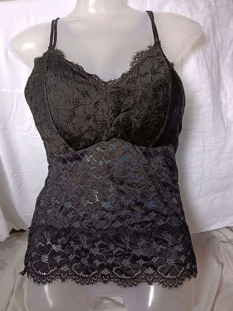 Light Padded Lace Floral Inner