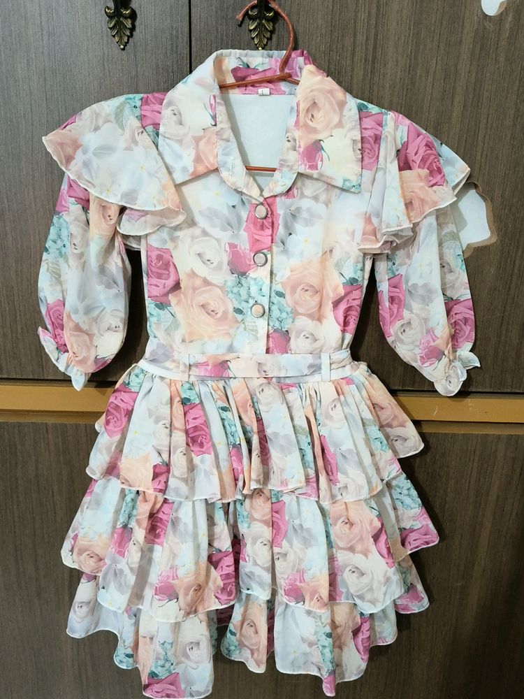 A Beautiful Flarred Dress For Girls