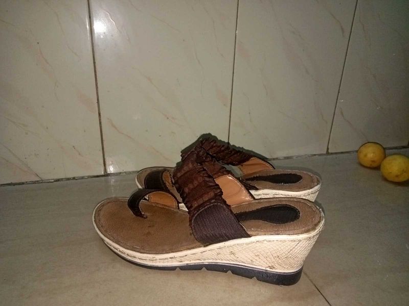 Brown Colour Sandal 6" Size