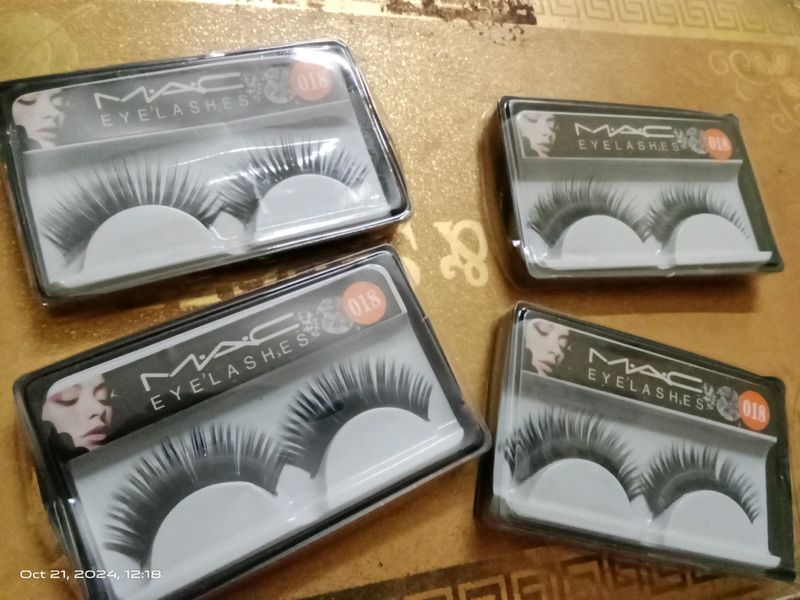 Eyelashes/Box Full Of Accessories