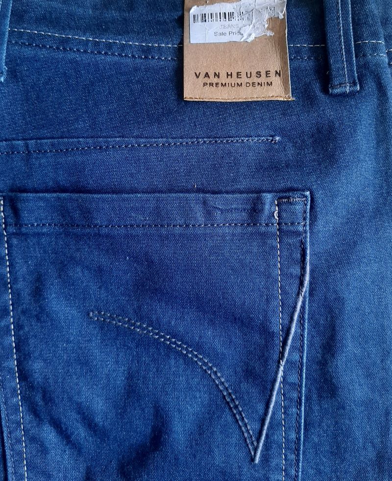 Brand New Van Heusen Jeans