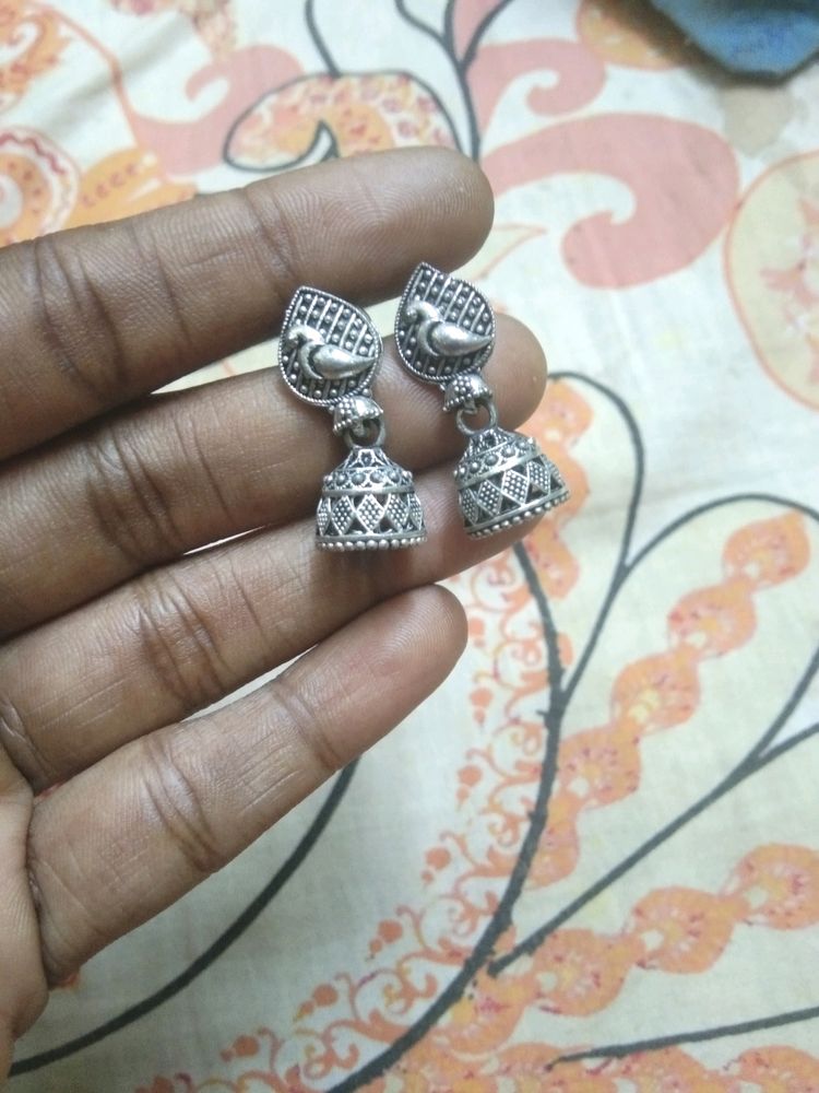 4 Sets Earrings