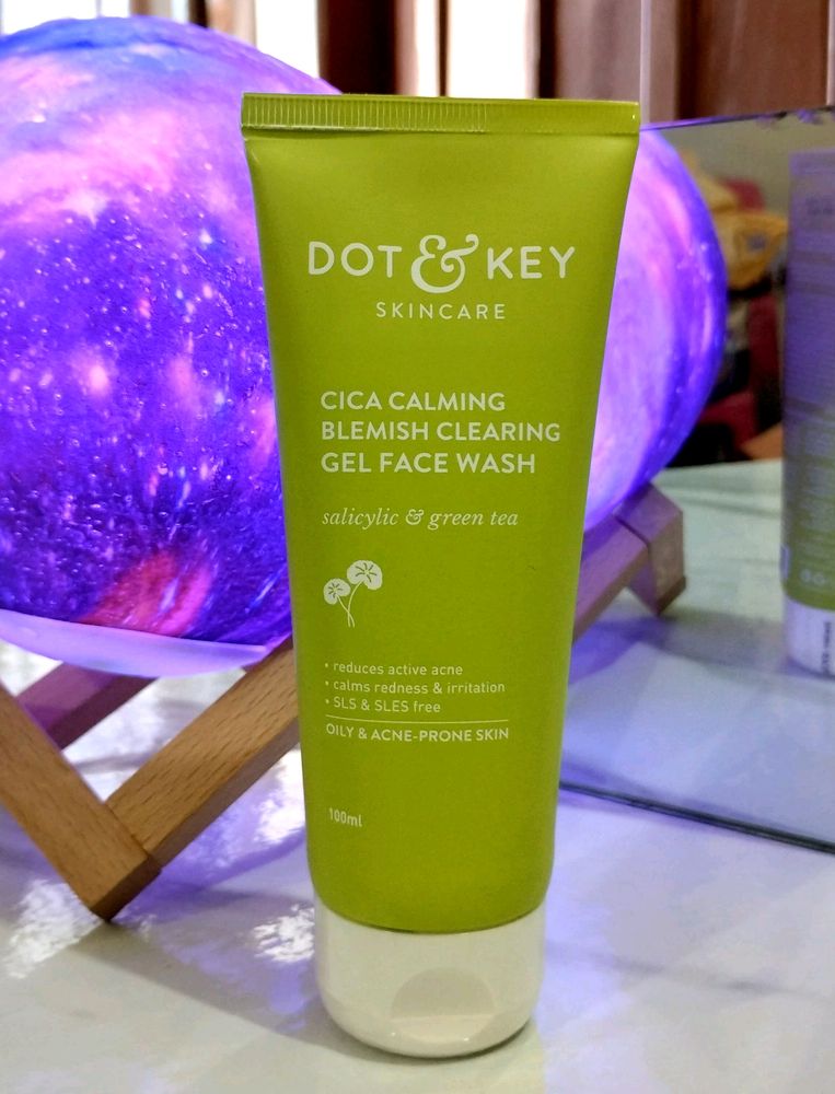 (Sealed) Dot & Key Cica + Salicylic Gel Face Wash