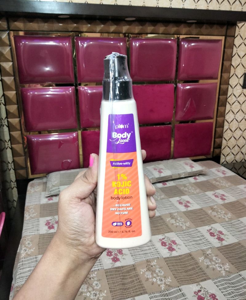 Biggest Loot Offer Plum 1% Kojic Acid Body Lotion