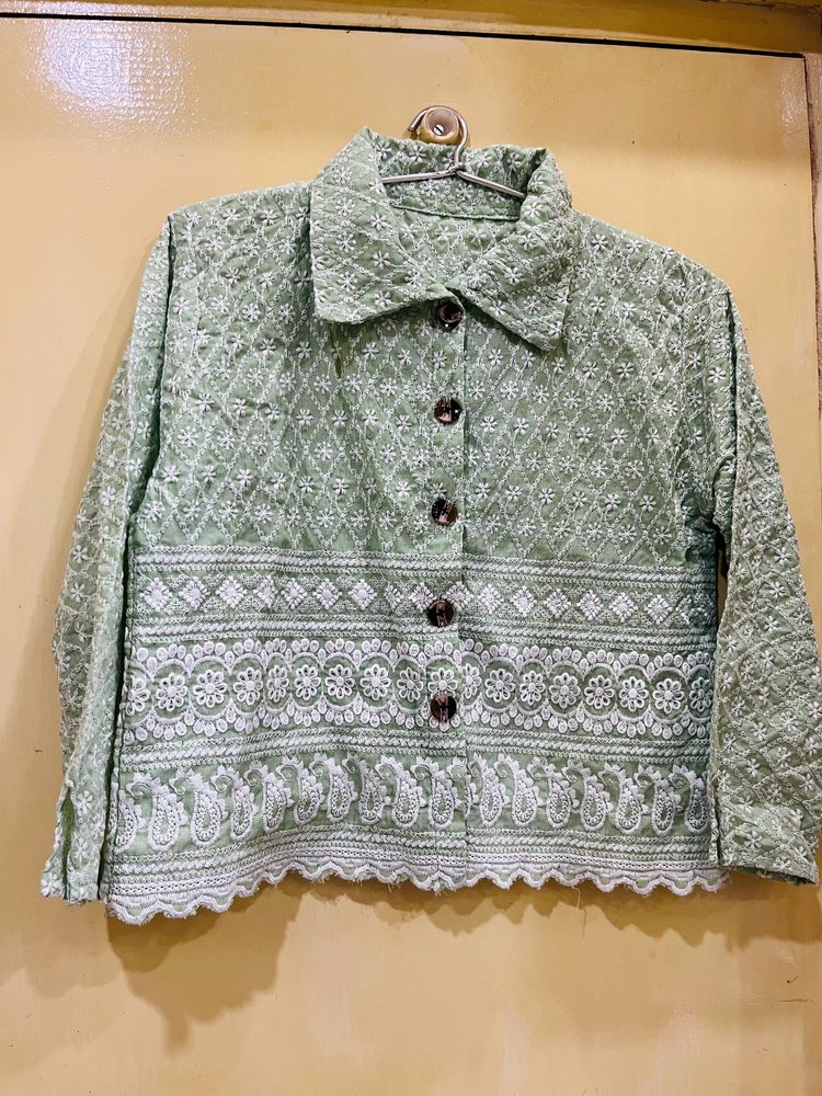 Short Chikankari Kurti