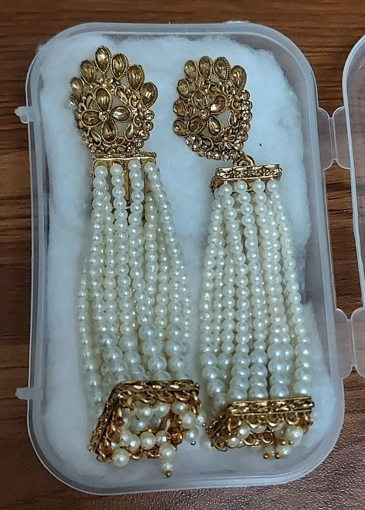 PARTY WEAR PEARL EARRINGS