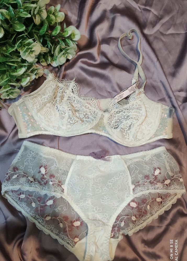 victoris secret bra set