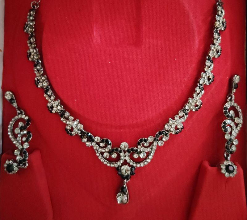 Necklace And Earrings Set