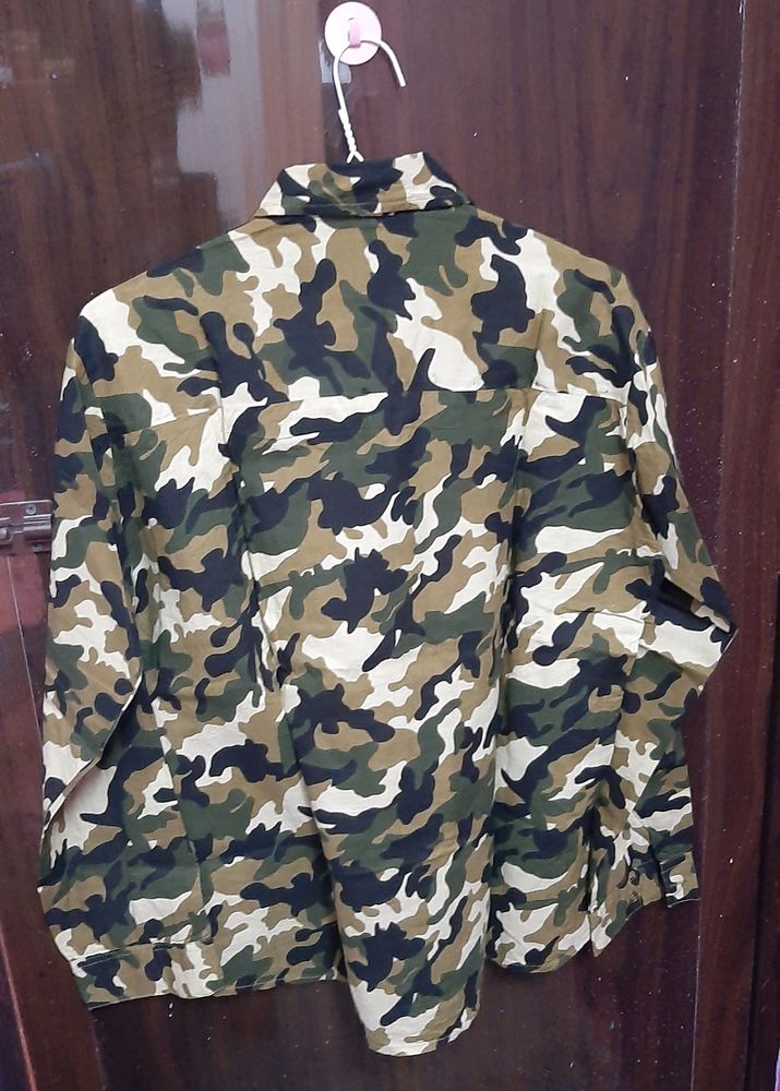 1 Camouflage Shirt (Male/female)