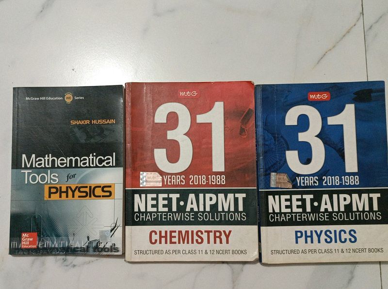 PYQ Books For Neet Jee