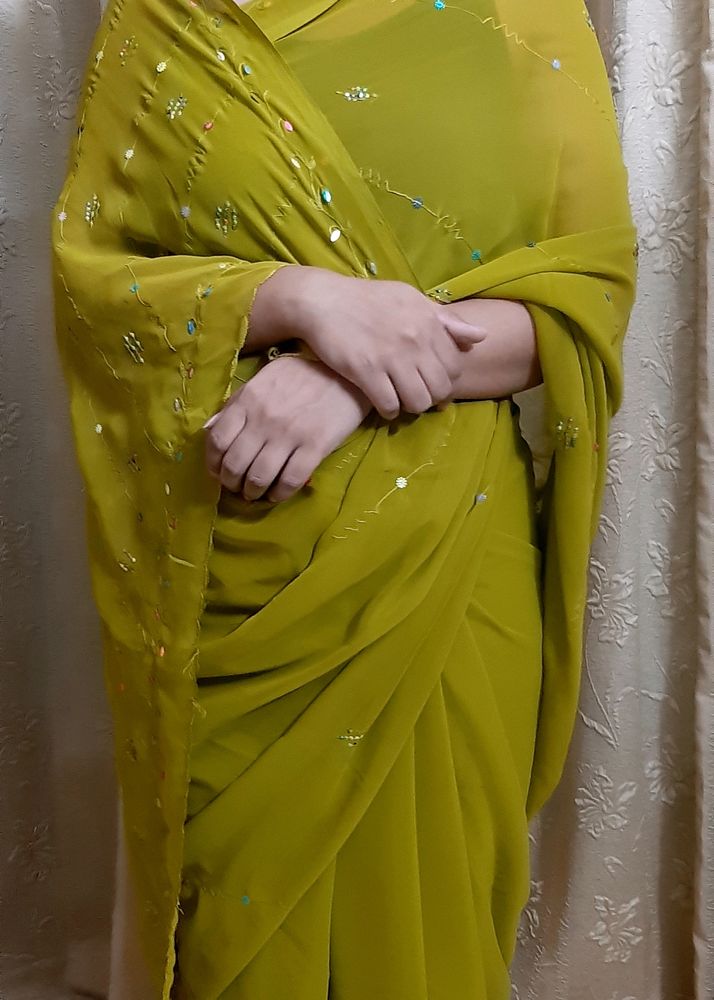 Lime Green Saree🥻🎀