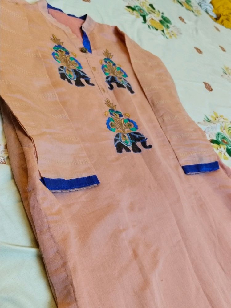 Light Weight KurtiWith beautiful Elephant Embroid