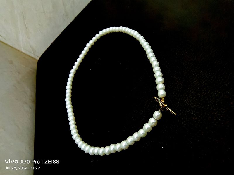 Unisex Pearl necklace